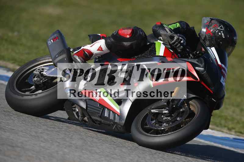 /Archiv-2024/02 29.01.-02.02.2024 Moto Center Thun Jerez/Gruppe gruen-green/641